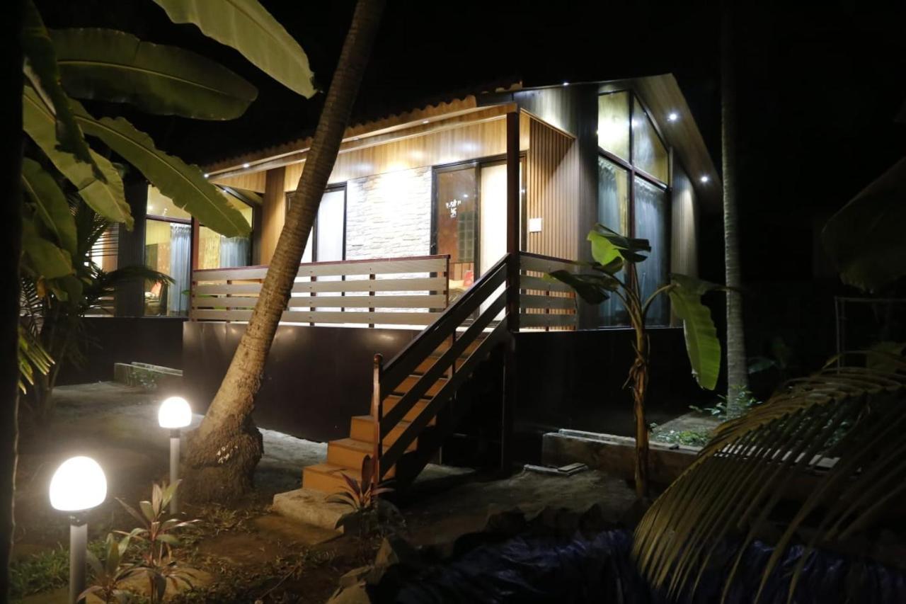 Seaswan Resort Alibag Luaran gambar