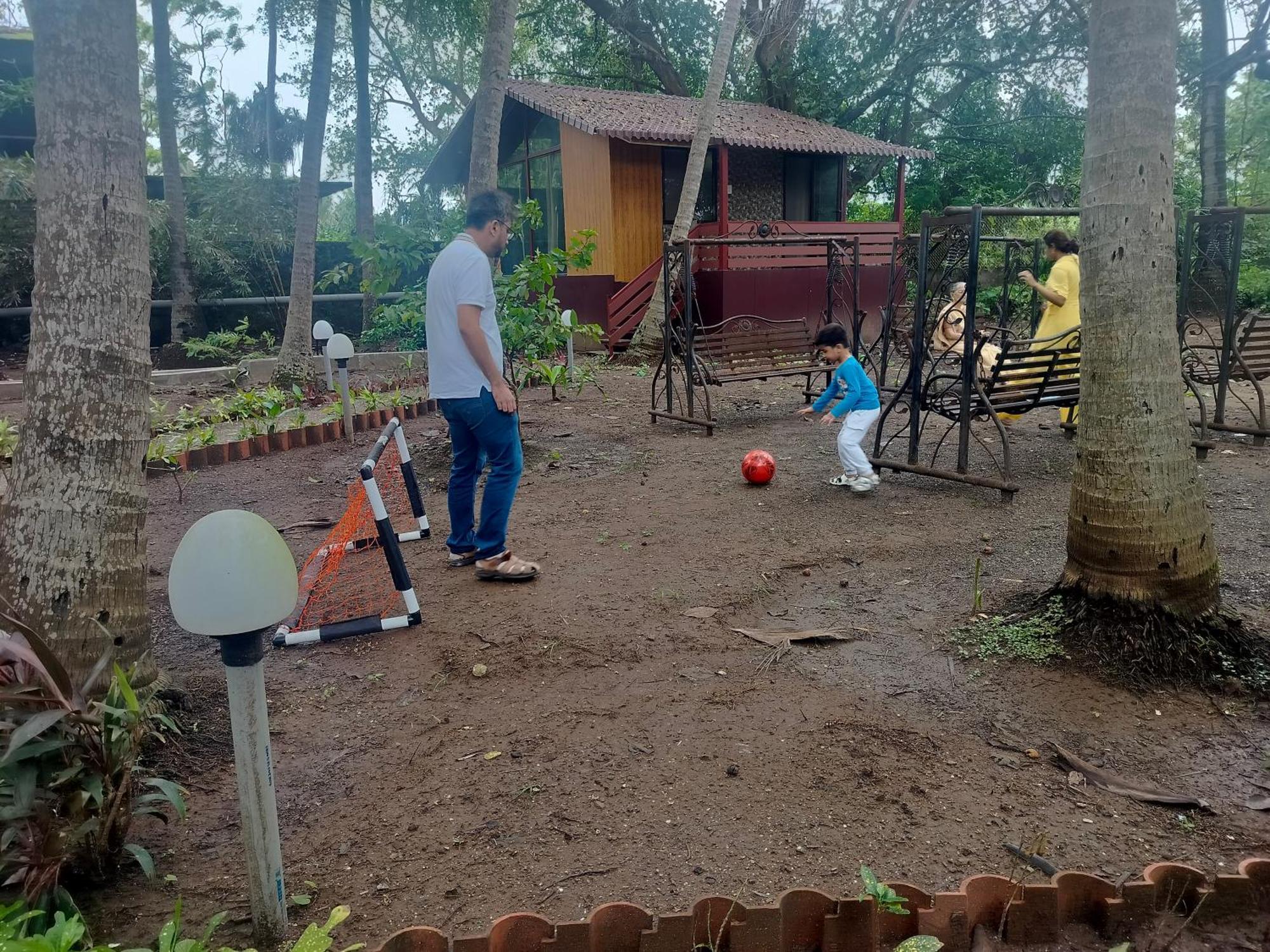 Seaswan Resort Alibag Luaran gambar